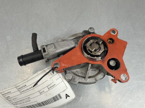 2015 RENAULT MASTER Vacuum/Air Pump