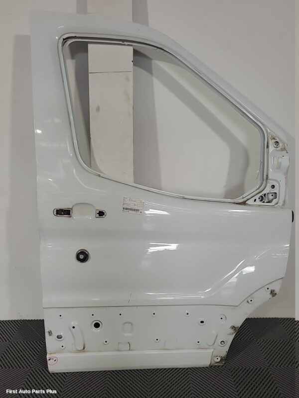 2020 FORD TRANSIT Right Front Door