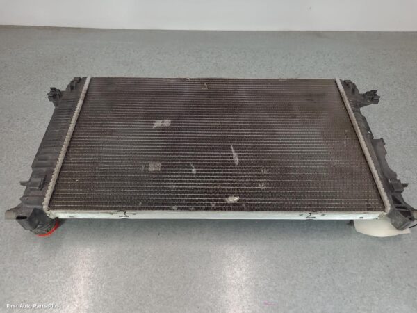 2019 MERCEDES SPRINTER Radiator