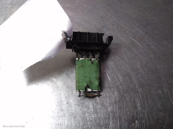 2005 MERCEDES SPRINTER Fan Speed Resistor