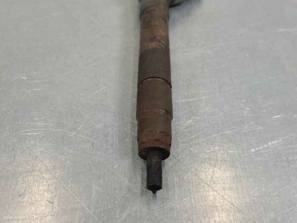 2015 RENAULT TRAFIC Fuel Injector
