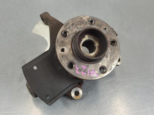 2016 RENAULT TRAFIC Right Front Hub Assembly