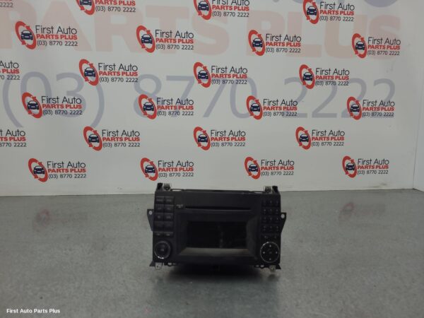 2012 MERCEDES VITO Radio/Cd/Dvd/Sat/Tv