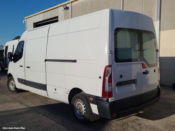 2019 RENAULT MASTER Ecu