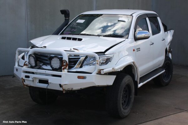 2013 TOYOTA HILUX Door Handle
