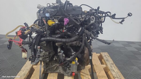2014 RENAULT TRAFIC Engine