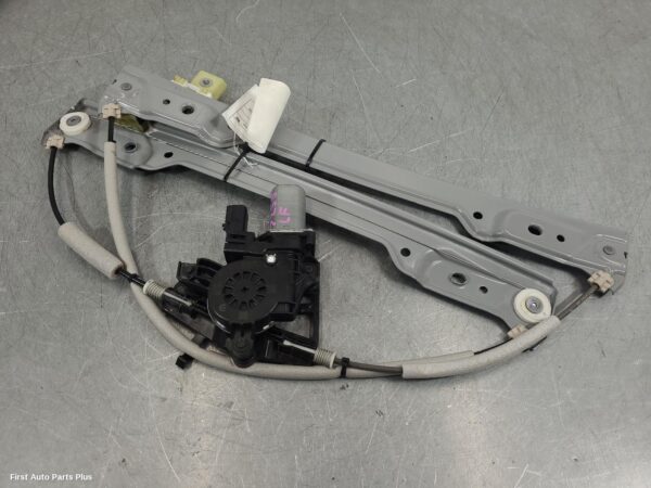2022 RAM 1500 Left Front Window Reg/Motor