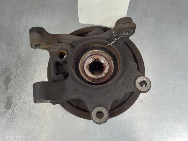 2017 MERCEDES VITO Right Rear Hub Assembly