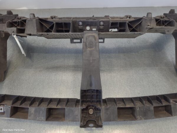 2017 RENAULT TRAFIC Radiator Support