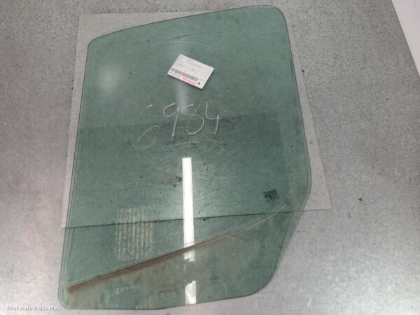 2013 VOLKSWAGEN CRAFTER Left Front Door Window