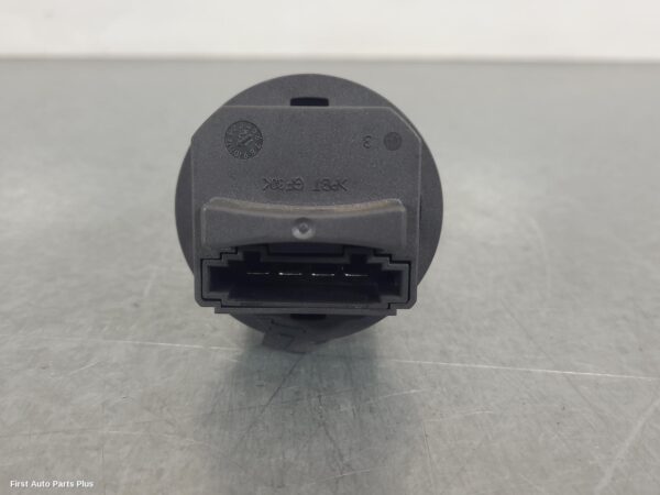 2013 MERCEDES SPRINTER Fan Speed Resistor