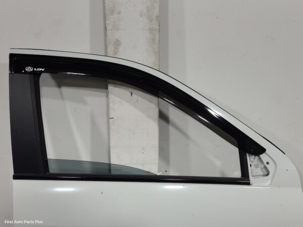 2024 LDV T60 Right Front Door