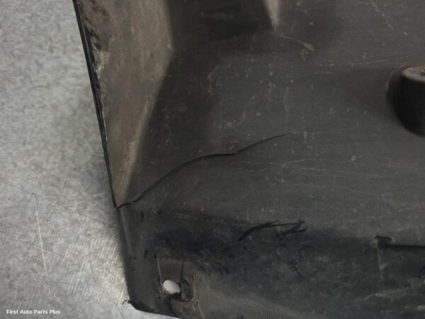 2019 RENAULT TRAFIC Right Guard Liner