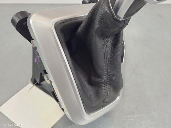2023 LDV DELIVER 9 Gear Stick/Shifter