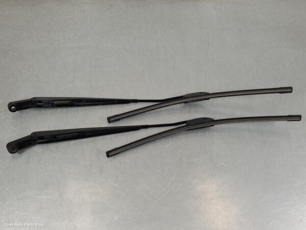 2023 FORD F SERIES Wiper Arm
