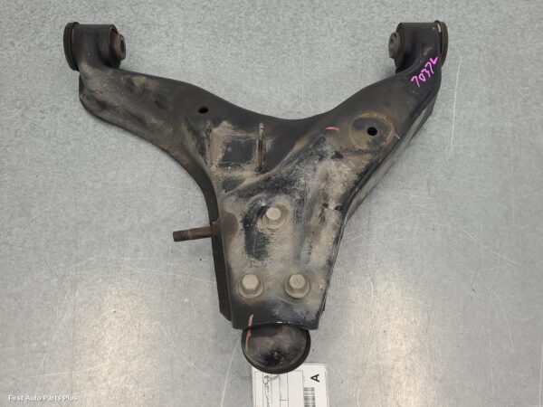 2017 MITSUBISHI TRITON Left Front Lower Control Arm