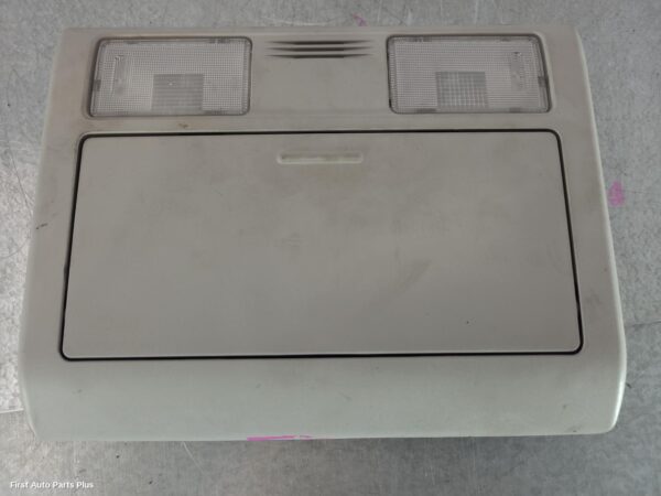 2012 TOYOTA HILUX Courtesy Light