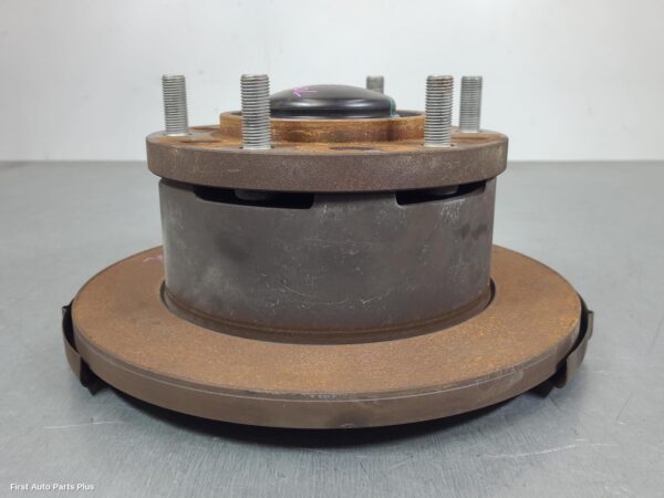 2023 LDV DELIVER 9 Right Rear Hub Assembly
