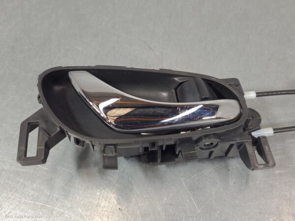 2016 NISSAN NAVARA Door/Boot/Gate Lock