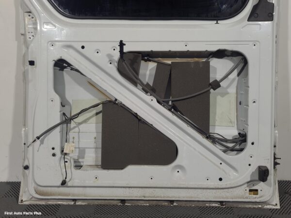 2013 MERCEDES SPRINTER Left Rear Door/Sliding