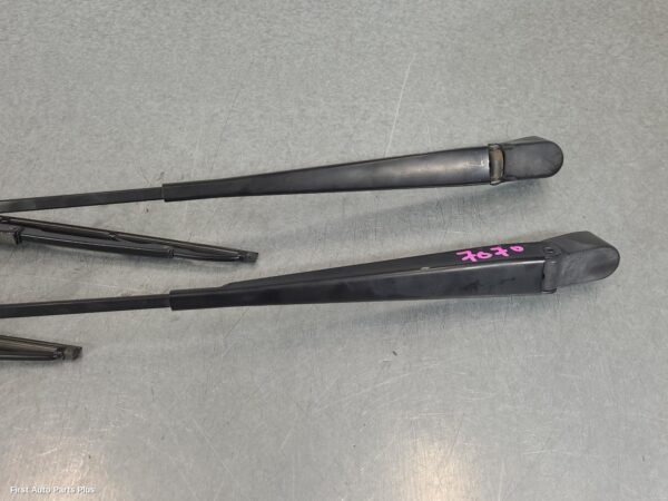 2011 FORD TRANSIT Wiper Arm