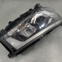 2022 LDV DELIVER 9 Right Headlamp