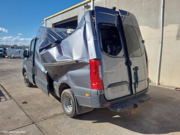 2024 MERCEDES SPRINTER Left Guard Liner