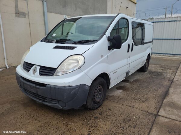 2014 RENAULT TRAFIC Left Rear Hub Assembly