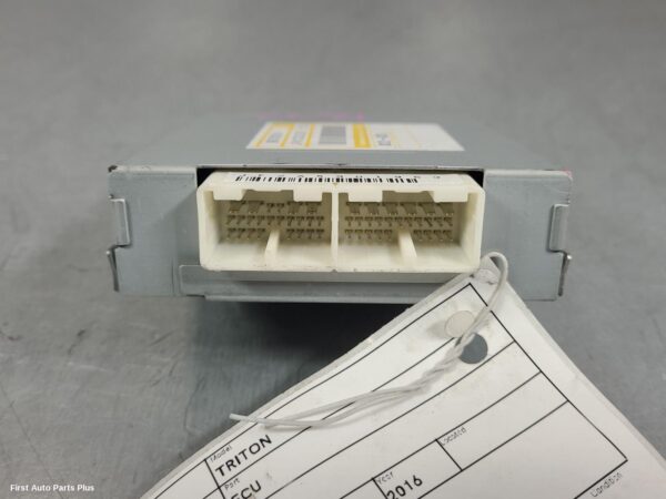 2016 MITSUBISHI TRITON Ecu