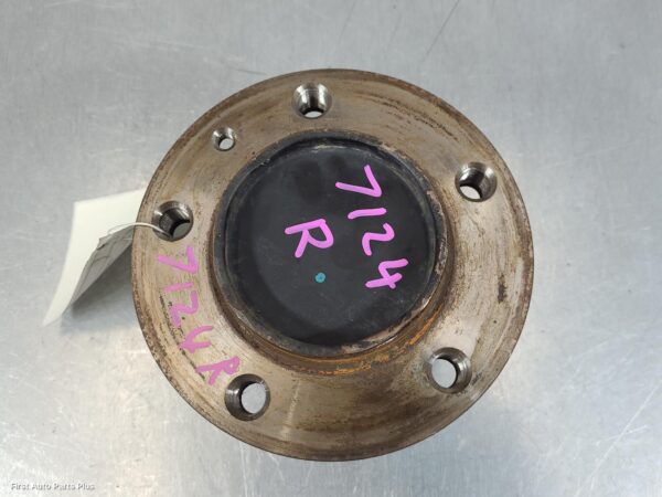 2016 RENAULT MASTER Right Rear Hub Assembly
