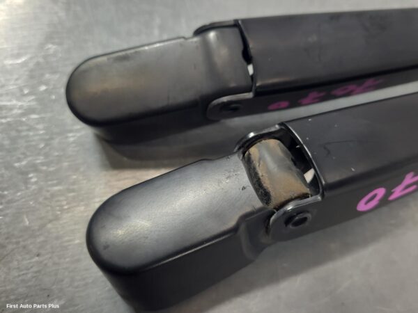 2011 FORD TRANSIT Wiper Arm