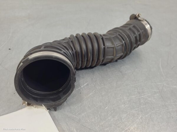 2021 VOLKSWAGEN TRANSPORTER Air Cleaner Duct/Hos