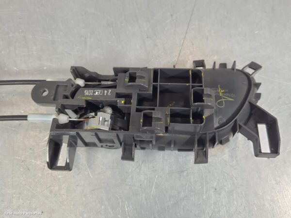 2016 NISSAN NAVARA Door/Boot/Gate Lock