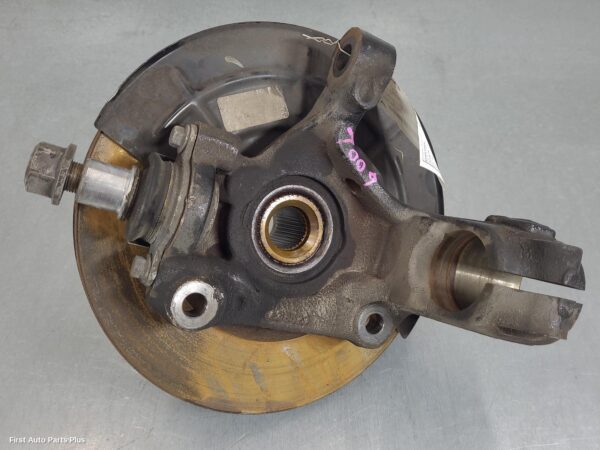 2023 LDV DELIVER 9 Left Front Hub Assembly