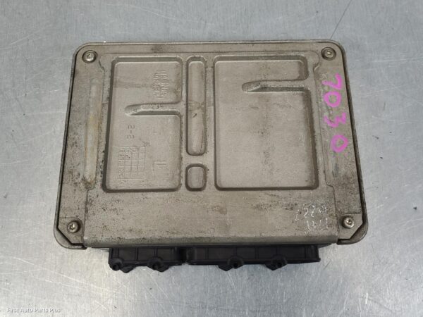 2013 RENAULT MASTER Ecu