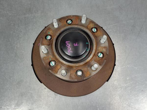 2023 LDV DELIVER 9 Right Rear Hub Assembly