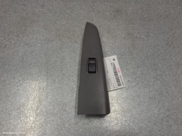 2013 TOYOTA HILUX Pwr Dr Wind Switch