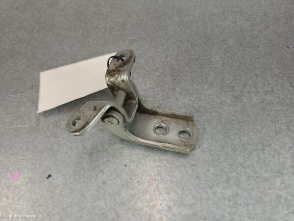 2012 TOYOTA HILUX Door Hinge/Runner