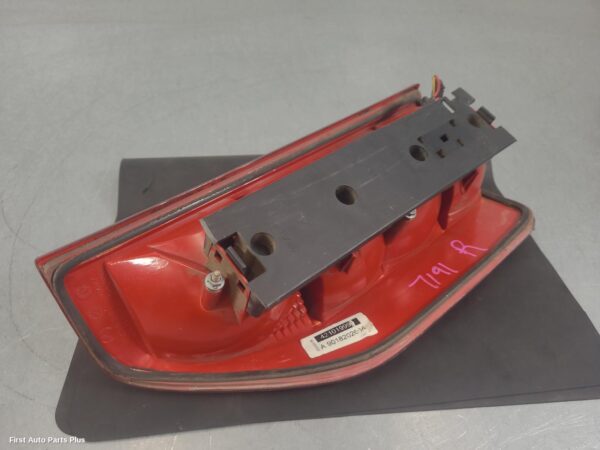 2005 MERCEDES SPRINTER Right Taillight