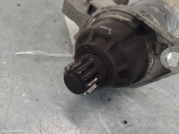 2012 VOLKSWAGEN TRANSPORTER Starter