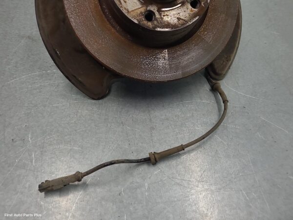 2014 RENAULT TRAFIC Left Rear Hub Assembly