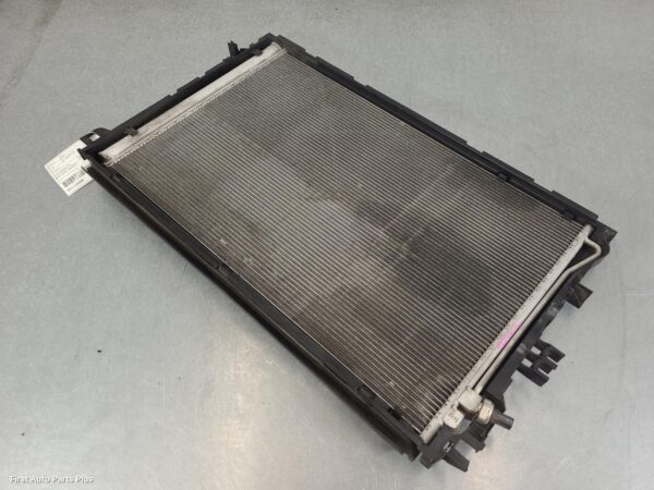 2021 MERCEDES VITO A/C Condenser