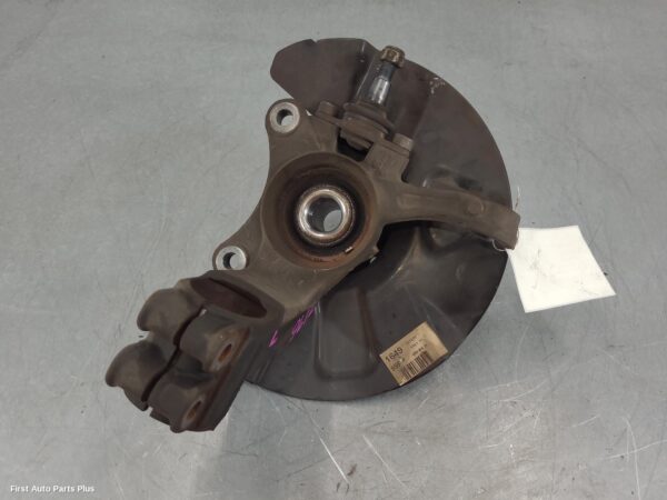 2021 VOLKSWAGEN TRANSPORTER Left Front Hub Assembly