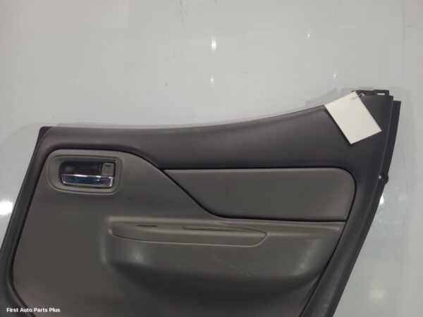 2017 MITSUBISHI TRITON Door Trim