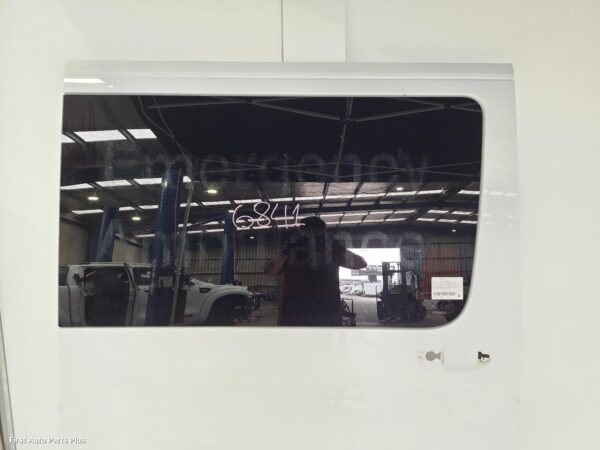 2023 MERCEDES SPRINTER RIGHT_REAR_DOOR_SLIDING