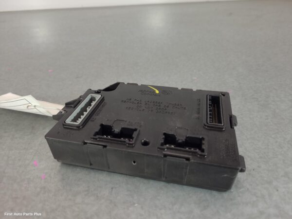 2021 RENAULT TRAFIC Ecu