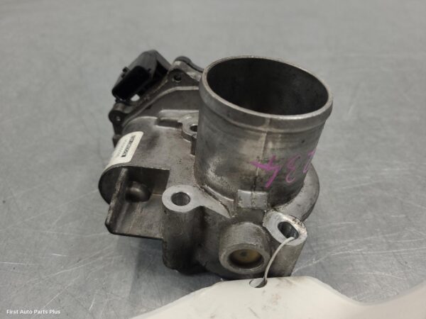 2016 RENAULT MASTER Throttle Body