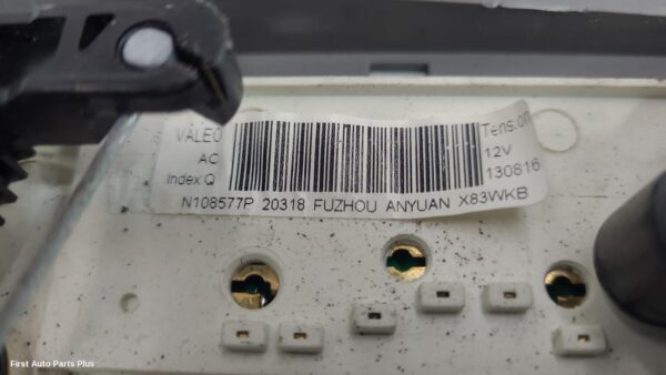 2014 RENAULT TRAFIC Heater/Ac Controls