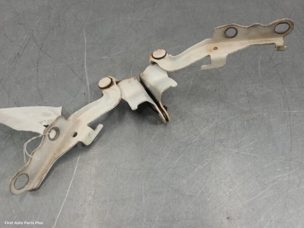 2006 TOYOTA HILUX Bonnet Hinge/Strut