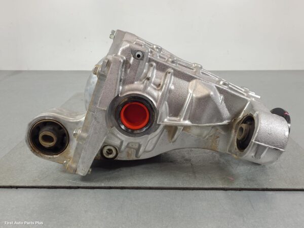 2023 NISSAN NAVARA Differential Centre